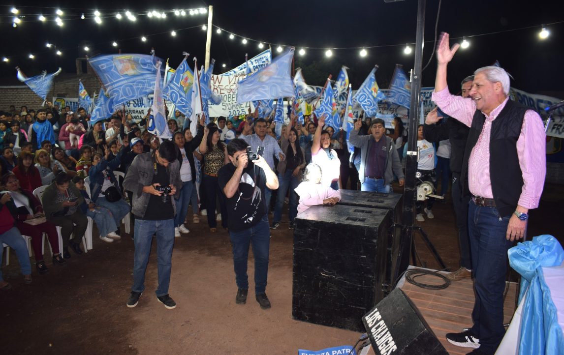 Neder encabezó multitudinario plenario de Fuerza Patria Peronista en Silípica