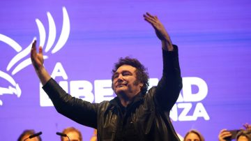 Milei celebró el triunfo nacional de La Libertad Avanza: “Hoy comienza la construcción de la Argentina grande”