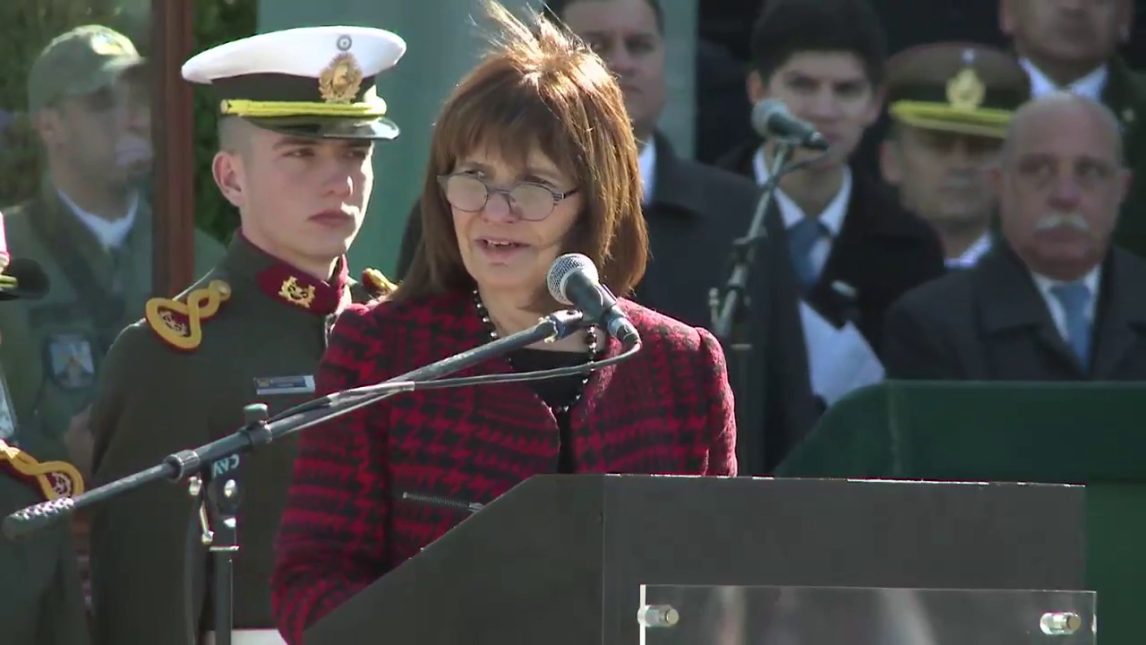 La curiosa reacción de Patricia Bullrich tras el desplazamiento de Adorni y la designación de Ravier