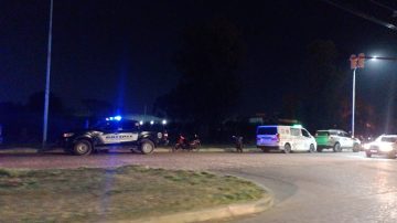 Búsqueda desesperada de un adolescente que habría caído al canalito de La Banda