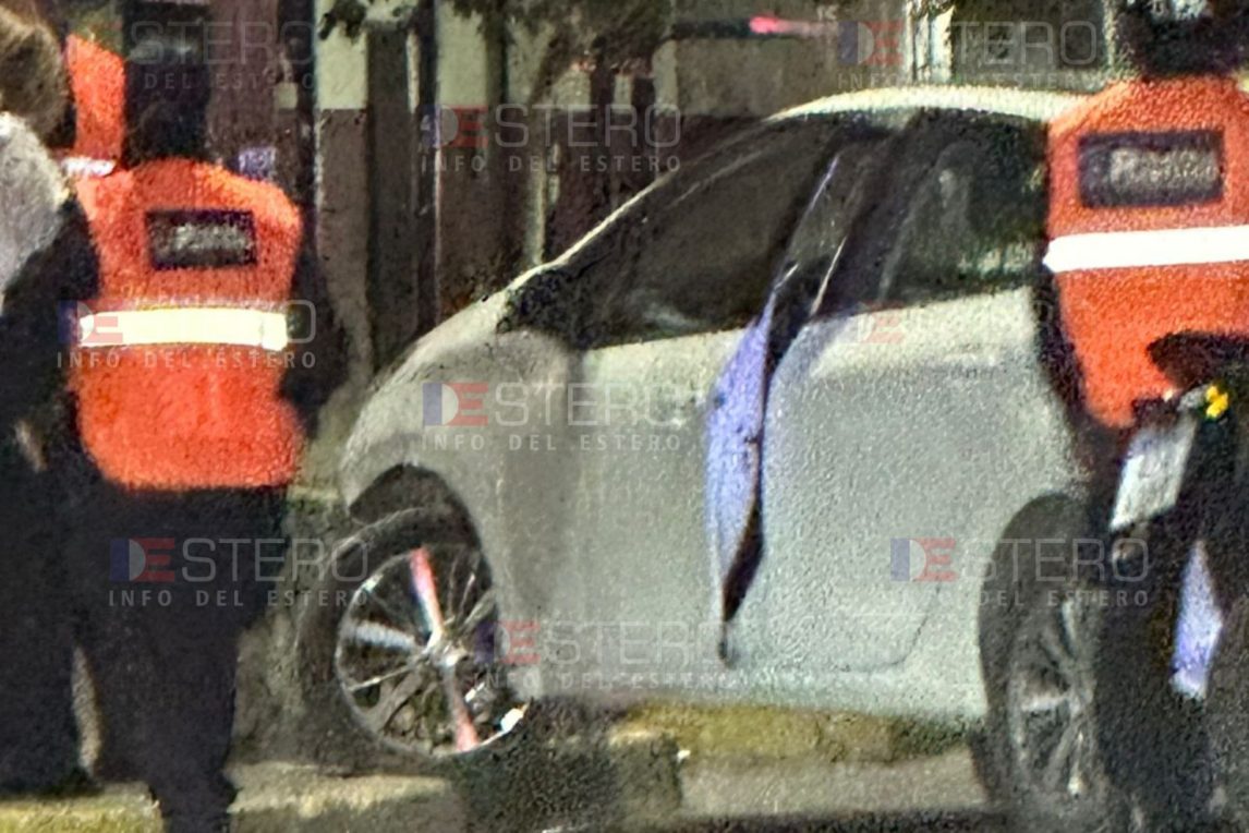 Un accidente más, y van… Esta vez en Belgrano y Sáenz Peña un auto terminó sobre la vereda