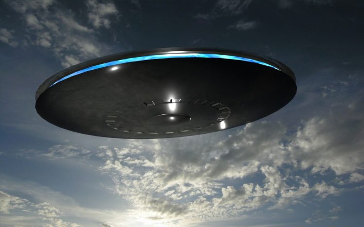 Trump ordenó desclasificar archivos oficiales sobre ovnis y vida extraterrestre