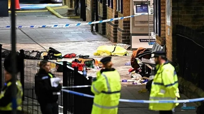 Londres: Al menos 10 personas heridas en un ataque a puñaladas en un tren