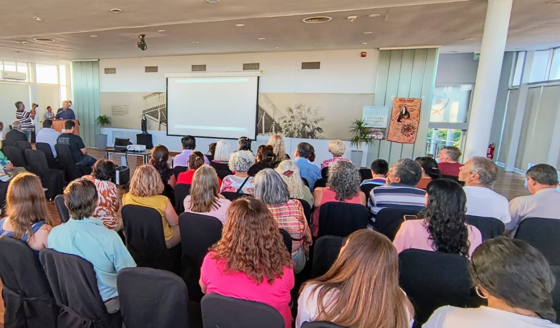 Presentarán en la Legislatura provincial el documental “Una Santa viene marchando II”