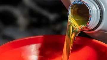 El Gobierno nacional eliminó las retenciones para aceites lubricantes