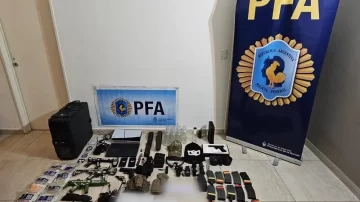 Detienen a un adolescente de 16 años, planeaba una masacre en su exescuela