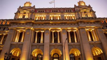 Un libro santiagueño sobre la Reforma Constitucional de 2005 llega a la Corte Suprema