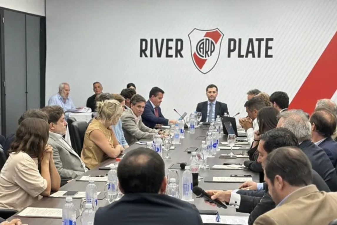 El cambio de paradigma en los futuros contratos de River: 60/40