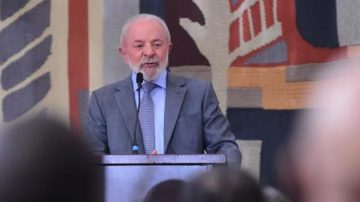 Lula calificó de “masacre” el operativo en las favelas de Río que dejó más de 100 muertos