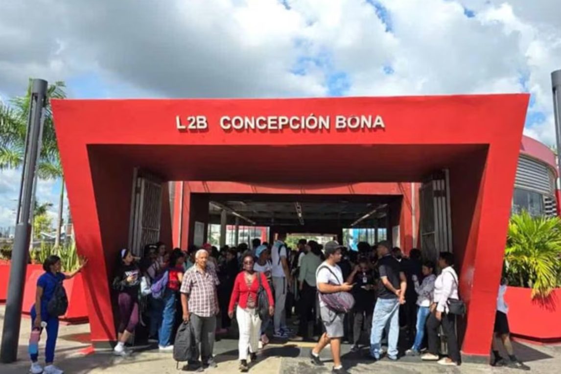 Caos en República Dominicana por un apagón total: evacuaron pasajeros del subterráneo de Santo Domingo