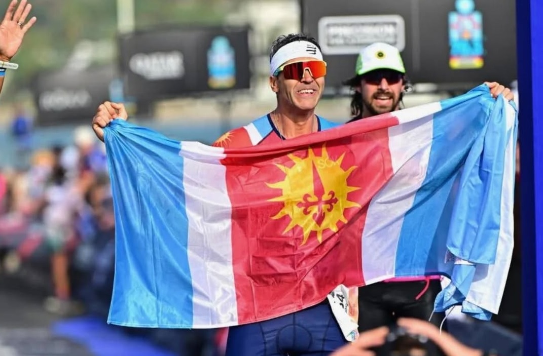 Triatlón mundial: Mariano Villagra llevó a Santiago del Estero al Ironman 70.3 de Marbella