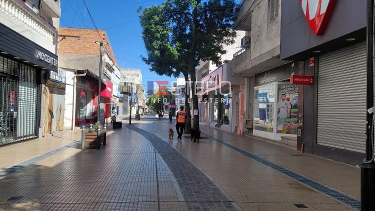 Qué pasará con el comercio durante el feriado provincial del sábado 25