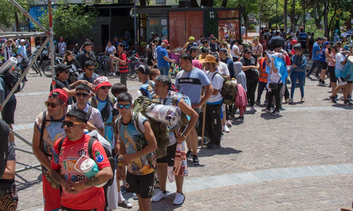 Récord de vehículos y peregrinos para la festividad de la Virgen del Valle