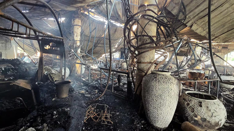 Al menos 25 muertos por un incendio en un club nocturno en India