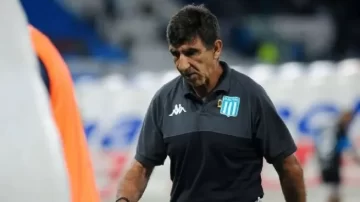 Costas sorprende en la previa: cambios en Racing para visitar a Boca