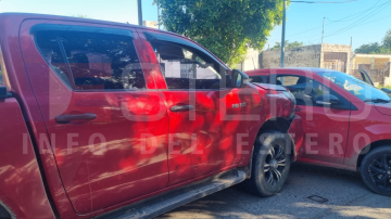 IMPACTANTES IMÁGENES. Choque entre una camioneta y un auto dejó una mujer herida en La Banda