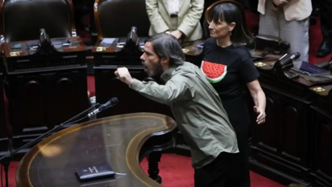 Del Caño y un duro cruce con Lilia Lemoine: “Tomá”