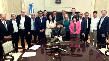 Malestar en Casa Rosada por los sueldos congelados: funcionarios de Milei piden un aumento