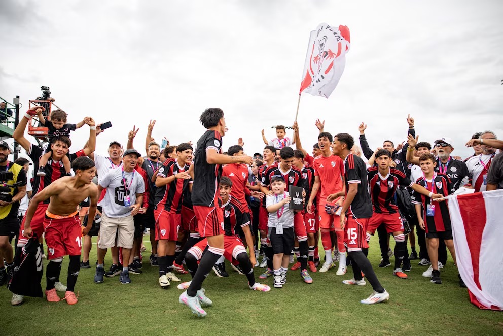 River Plate con un santiagueño  en el equipo se consagró campeón de la primera edición de la Messi Cup