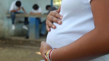 Conmoción en el interior santiagueño por una niña de 13 años embarazada de 6 meses por su novio de 14