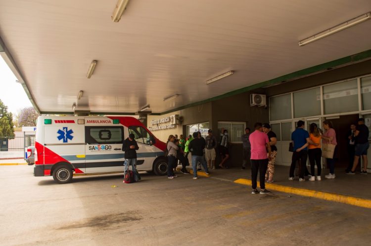 Brutal ataque a un joven en el barrio Mariano Moreno: lo apuñalaron cinco veces y le perforaron un pulmón