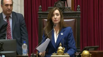 Victoria Villarruel otorgará un bono de $500.000 a empleados del Senado
