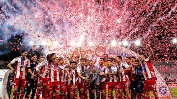 Tres argentinos, los primeros campeones del 2026 en Europa