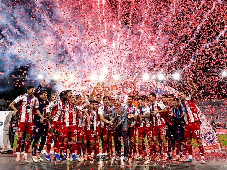 Tres argentinos, los primeros campeones del 2026 en Europa