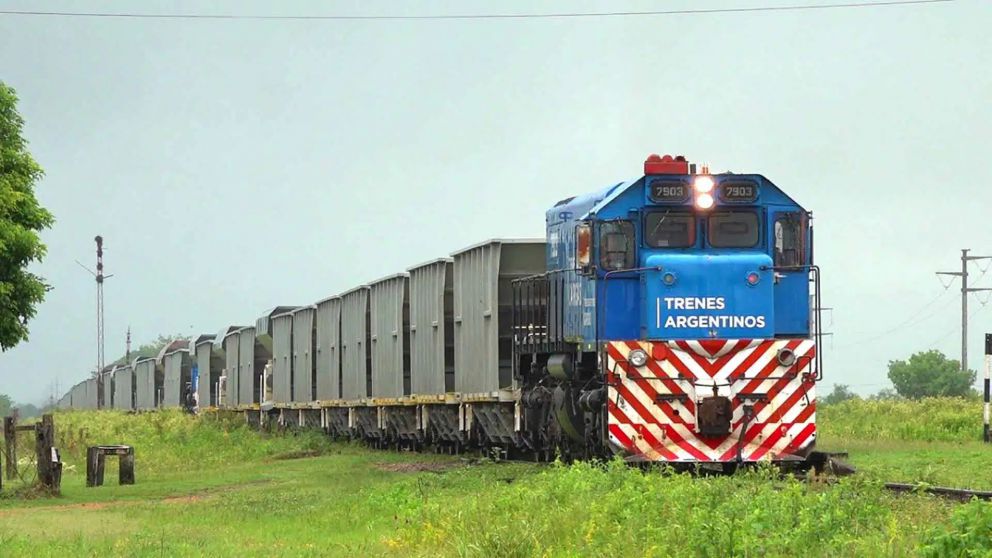 Privatización ferroviaria: el Gobierno lanza en enero el pliego para el Belgrano Cargas