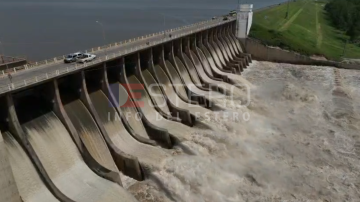 ALERTA DESDE TERMAS | El dique de Río Hondo sigue llenándose: entra casi el doble de agua de la que libera