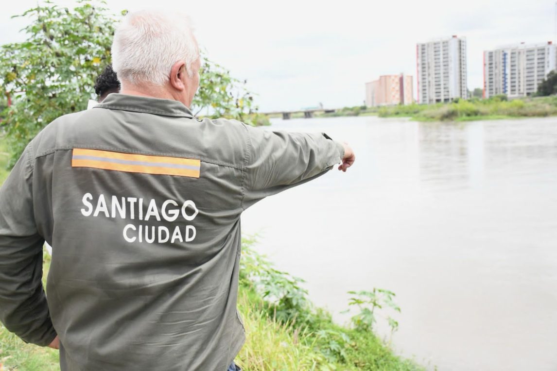 Defensa Civil pide precaución debido a la crecida del río Dulce