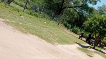 Investigan la muerte de un hombre hallado en el parque “Flor Genesir”
