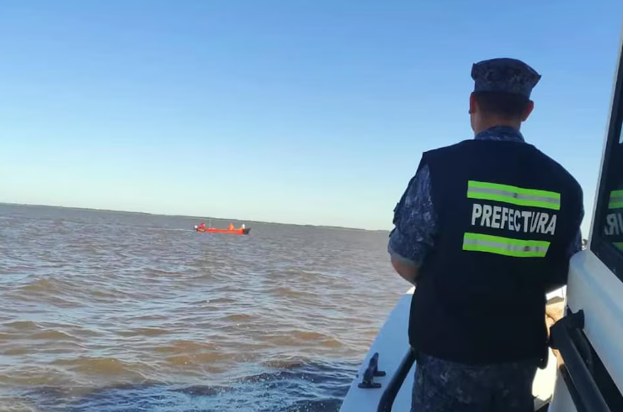 Angustiante búsqueda de un turista argentino desaparecido tras ingresar al mar en Punta del Este