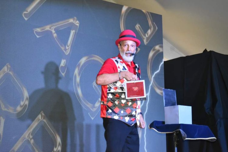 El Mago Zerrot llega al CCB con su show “Magiando” para disfrutar en familia