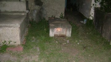 Cementerio de Vuelta de la Barranca: investigan la profanación de tumbas infantiles tras hallar dos cajones vacíos