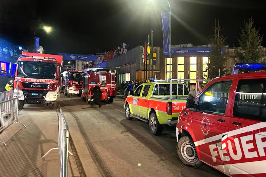 Evacuaron el Foro Económico Mundial Davos debido a la presencia de humo