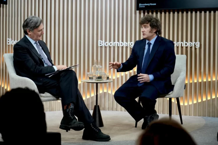 Javier Milei recordó su pasado: “Estaba más solo que Adán en el Día de la Madre”