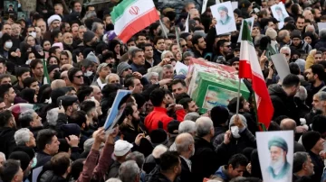 Irán cerró su espacio aéreo en medio de la tensión con Estados Unidos por la represión a las protestas
