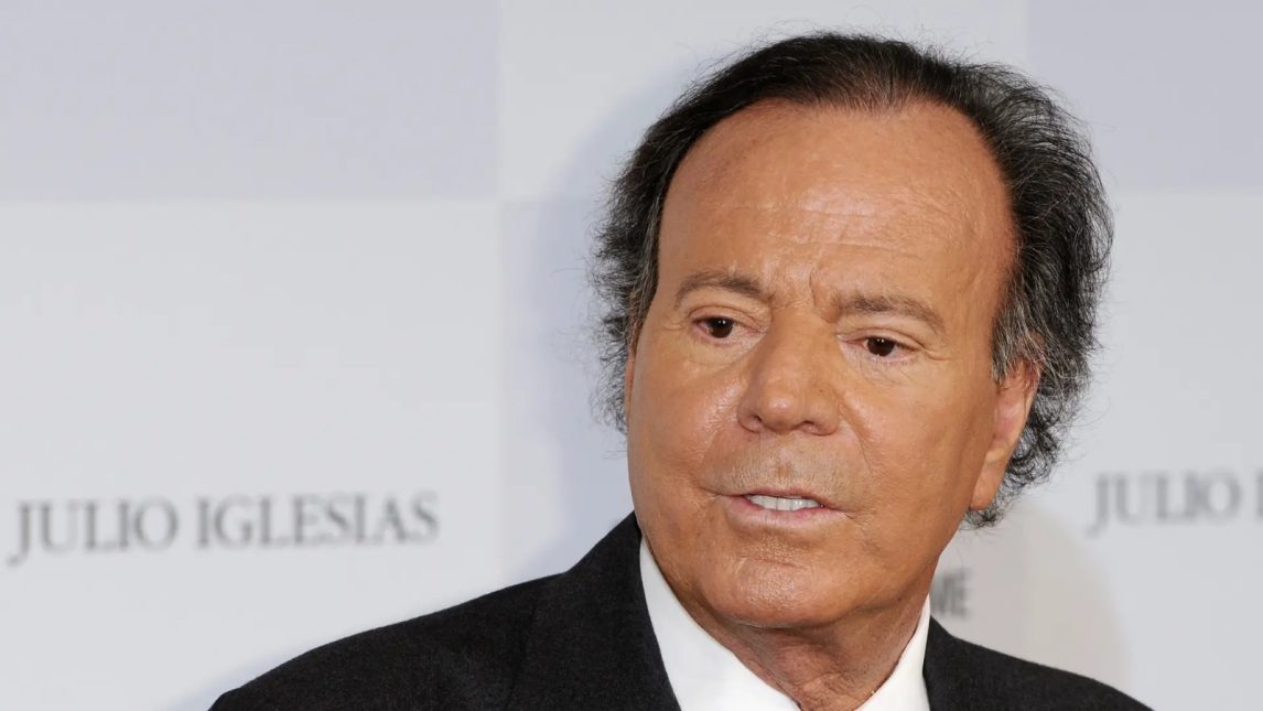 Julio Iglesias rompió el silencio tras las denuncias: “No es el momento de hablar”, aseguró
