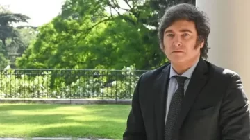 Javier Milei se mudó a un depósito de herramientas en Olivos y reveló su plan de retiro