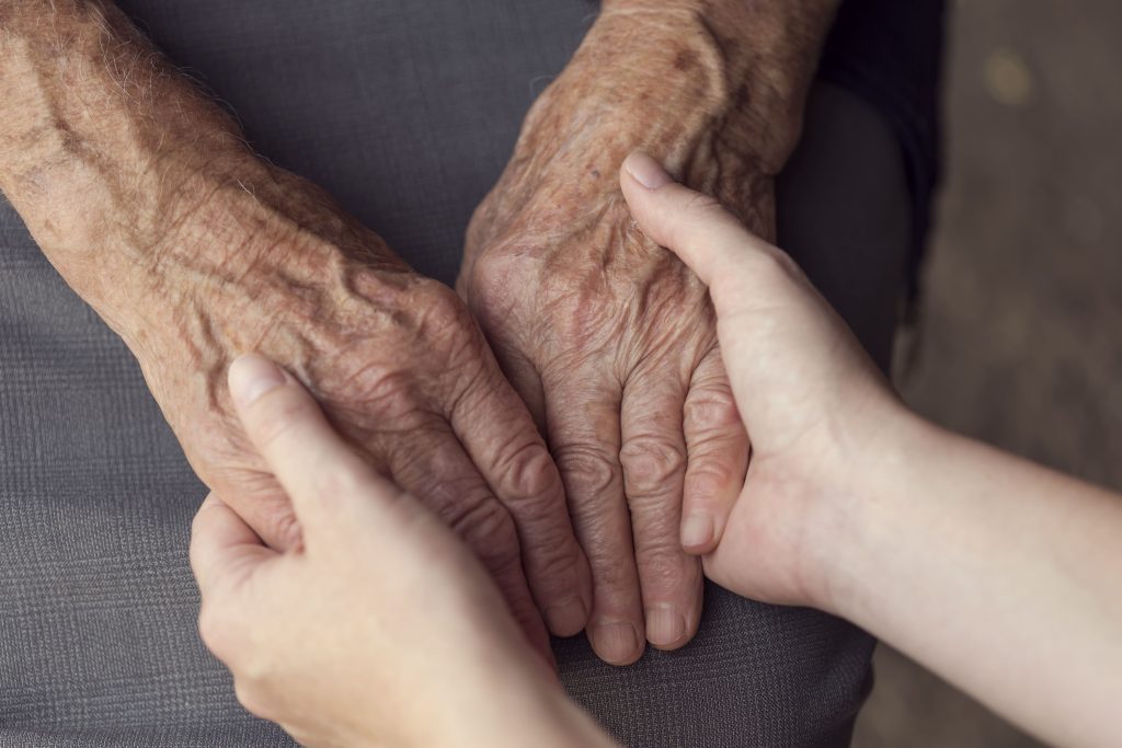 “A vos te busco”, le dijo a una jubilada de 94 años y le arrebató $2.000.000