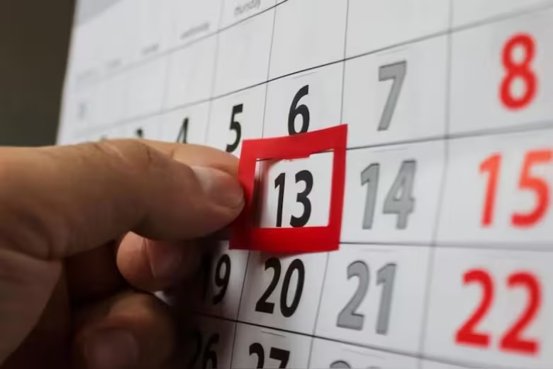 Martes 13, no te cases ni te embarques: por qué se relaciona esta fecha con la mala suerte