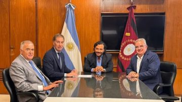 Diego Santilli:  “El Gobierno está presente en los incendios”