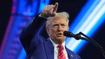 “No hay nada inspirador en este desastre de espectáculo de medio tiempo”, Trump cargó contra Bad Bunny por el Super Bowl
