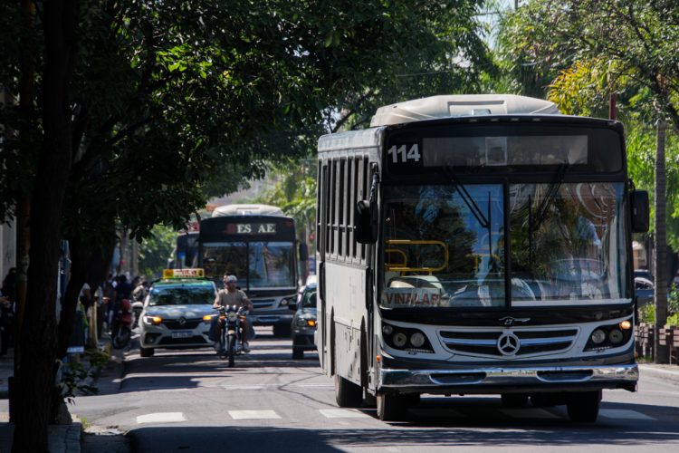 Sancionan el boleto único para el transporte urbano de pasajeros a $1390 en Capital