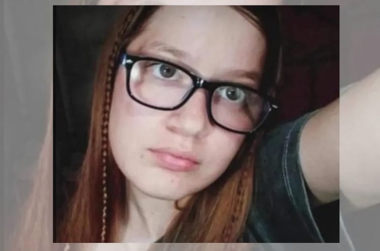Muerte y fuga: hallaron a una joven de 18 años al costado de la ruta y ahora buscan al conductor de una camioneta