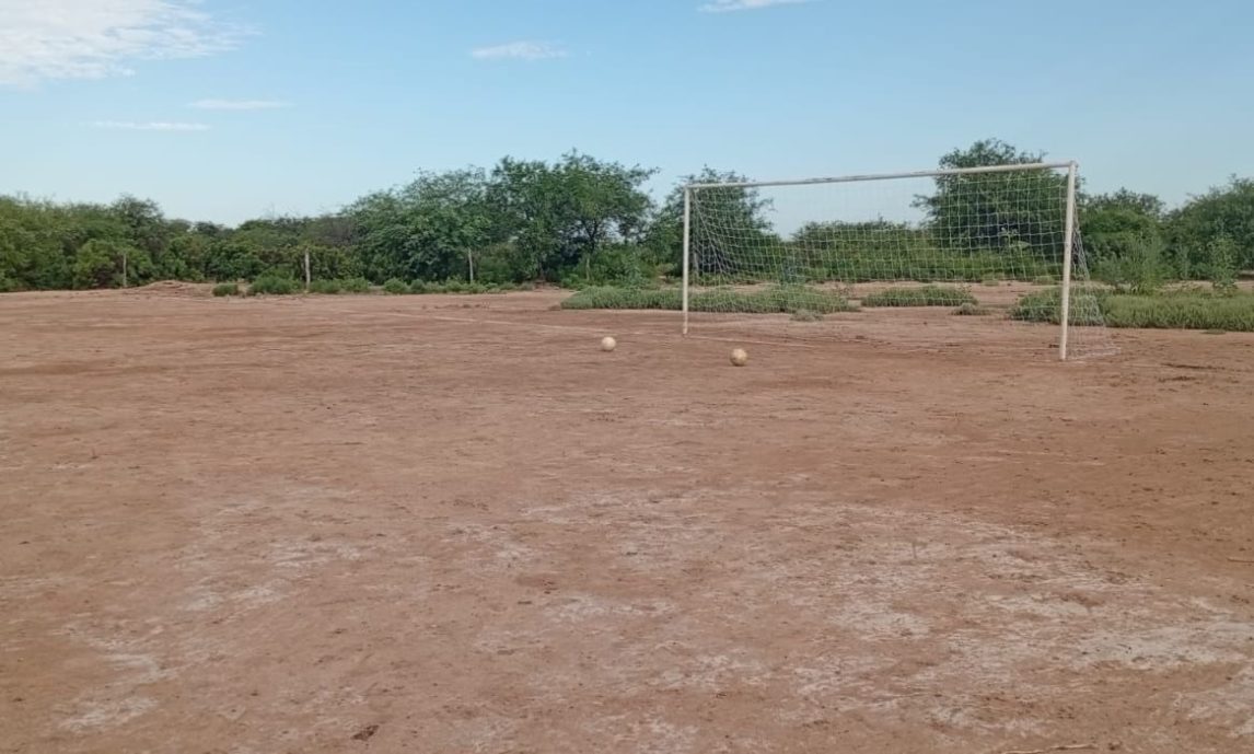 Añatuya: indignación por el robo de un arco de fútbol en el Club Alfredo Pereira