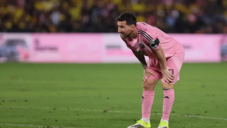 Preocupación en la Selección: Messi sufrió una distensión y no jugará en Puerto Rico