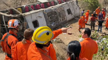Trágico accidente de un autobús en el noreste de Brasil: 15 muertos, entre ellos, 3 niños