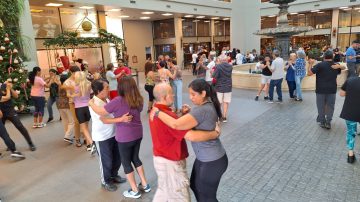 El CCB dicta talleres de Arteterapia, de tango y encuentros de ajedrez para adultos